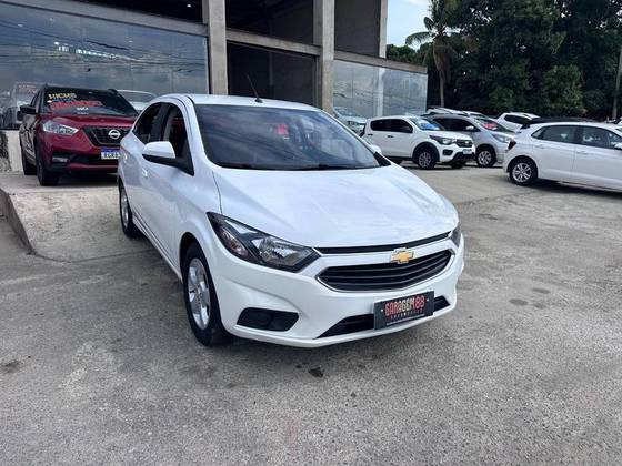 CHEVROLET ONIX 1.4 MPFI ACTIV 8V FLEX 4P AUTOMÁTICO